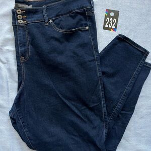 #232 Size 24T  Torrid High-waisted skinny Jegging